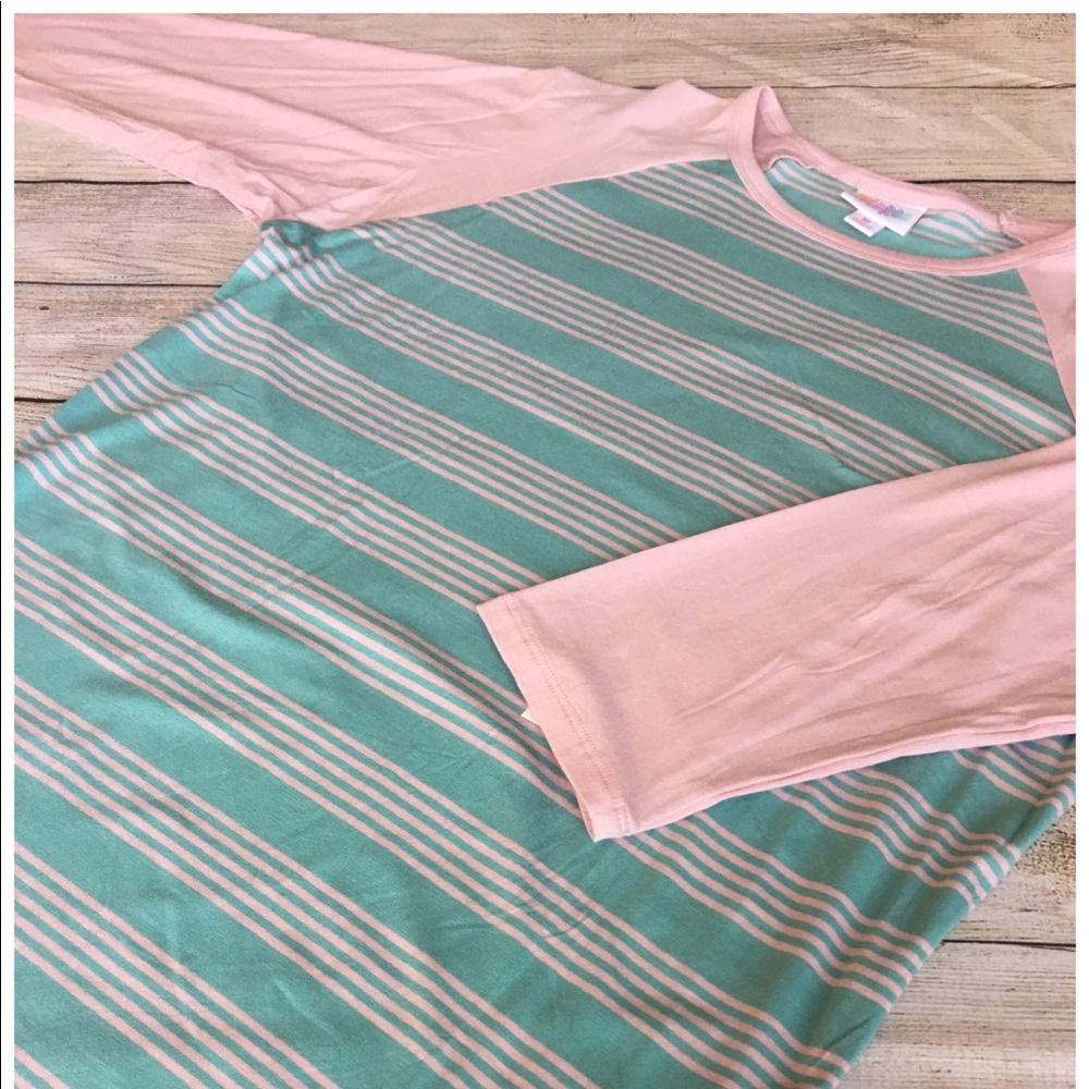LuLaRoe long sleeve Randy top